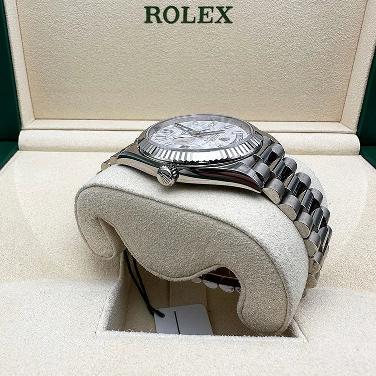 Day-Date 40 Presidential 228239 Fluted Bezel Baguette Diamond Meteorite Dial