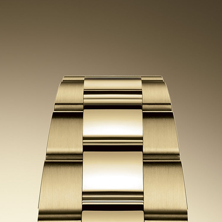 Cosmograph Daytona 40mm, 18k Yellow Gold, Ref# 126508-0005