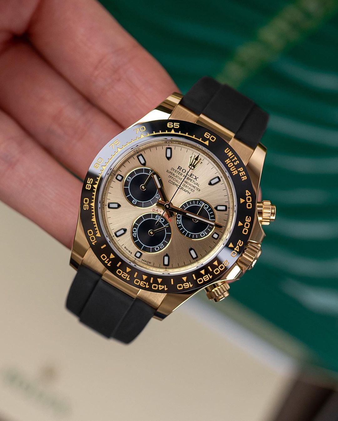 Cosmograph Daytona M126518LN-0012 Oyster, 40 mm, yellow gold