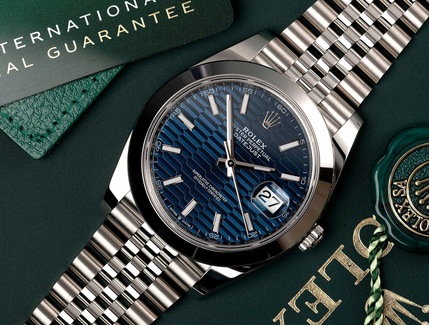 Datejust M126334-0002 Oyster, 41 mm, Oystersteel and White Gold
