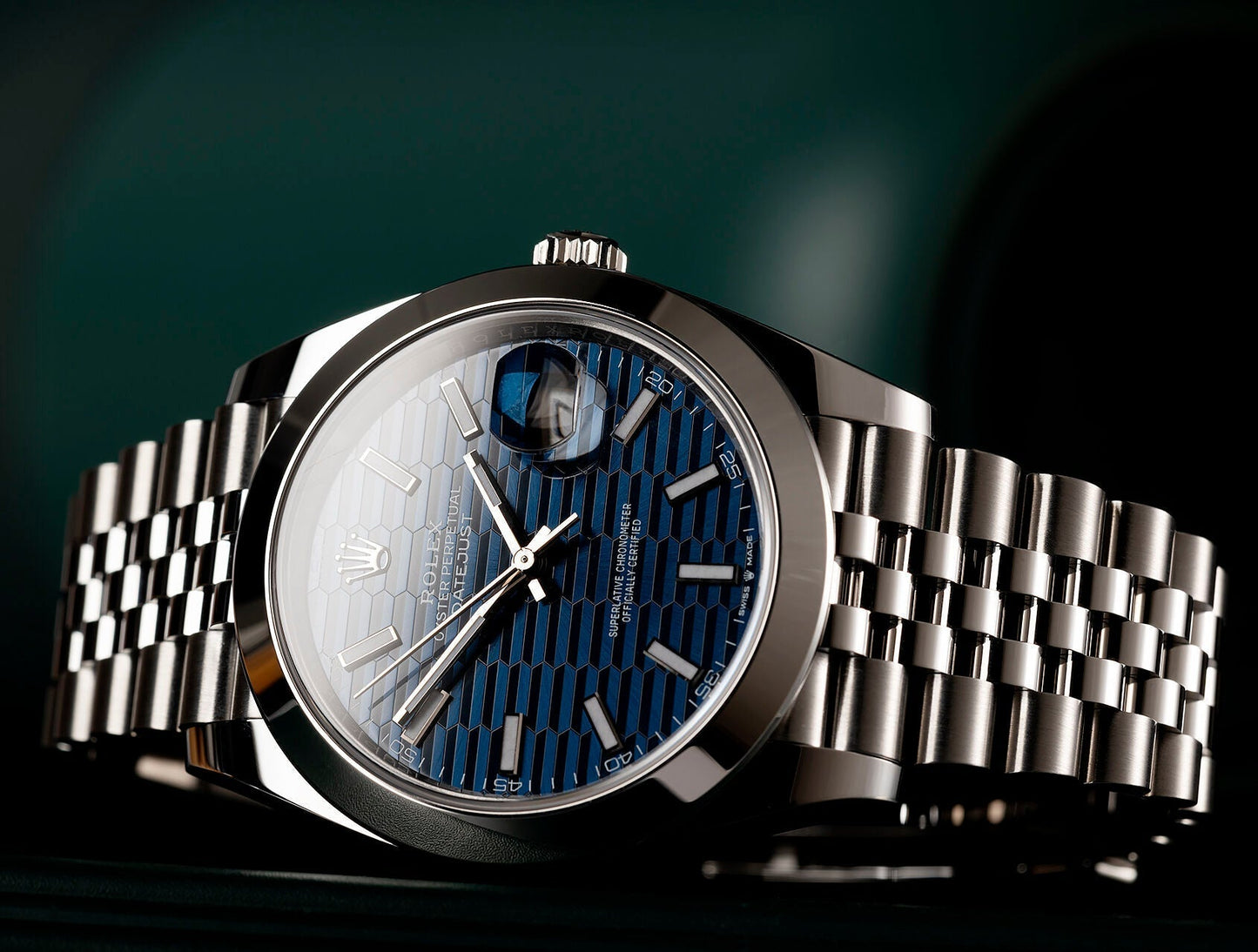 Datejust M126334-0002 Oyster, 41 mm, Oystersteel and White Gold
