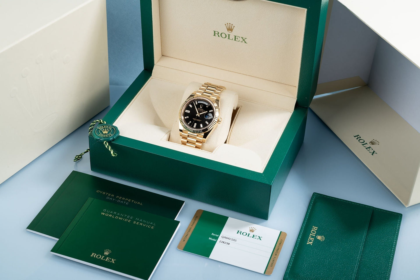 Day-Date M228238-0059 Oyster, 40 mm, yellow gold