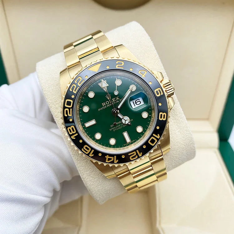 GMT-Master II 40mm 116718 Green Dial