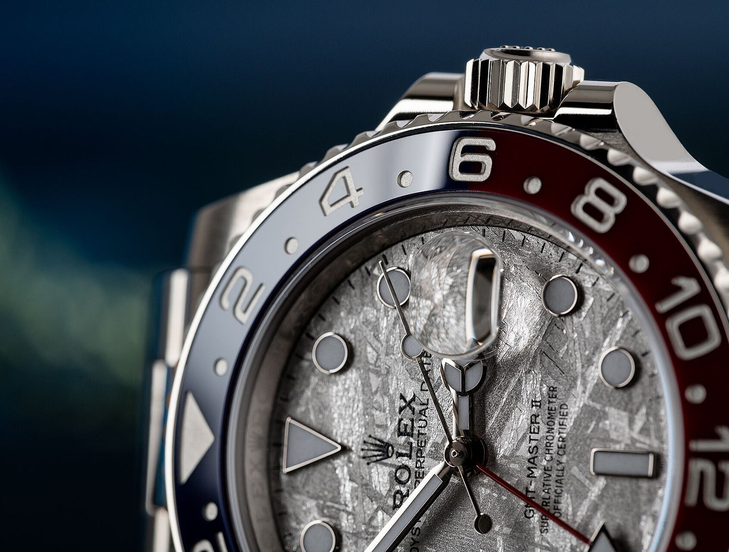 GMT-MASTER II  Oyster, 40 mm, white gold M126719BLRO-0002