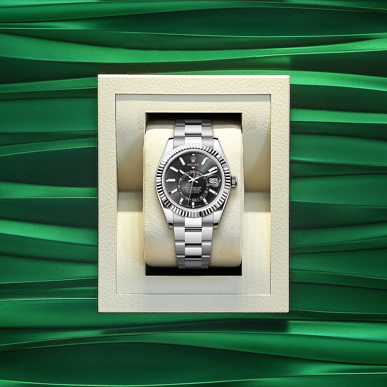 Sky-Dweller, 42mm, Oystersteel and 18k White Gold, Black, Oyster, Ref# 336934-0007