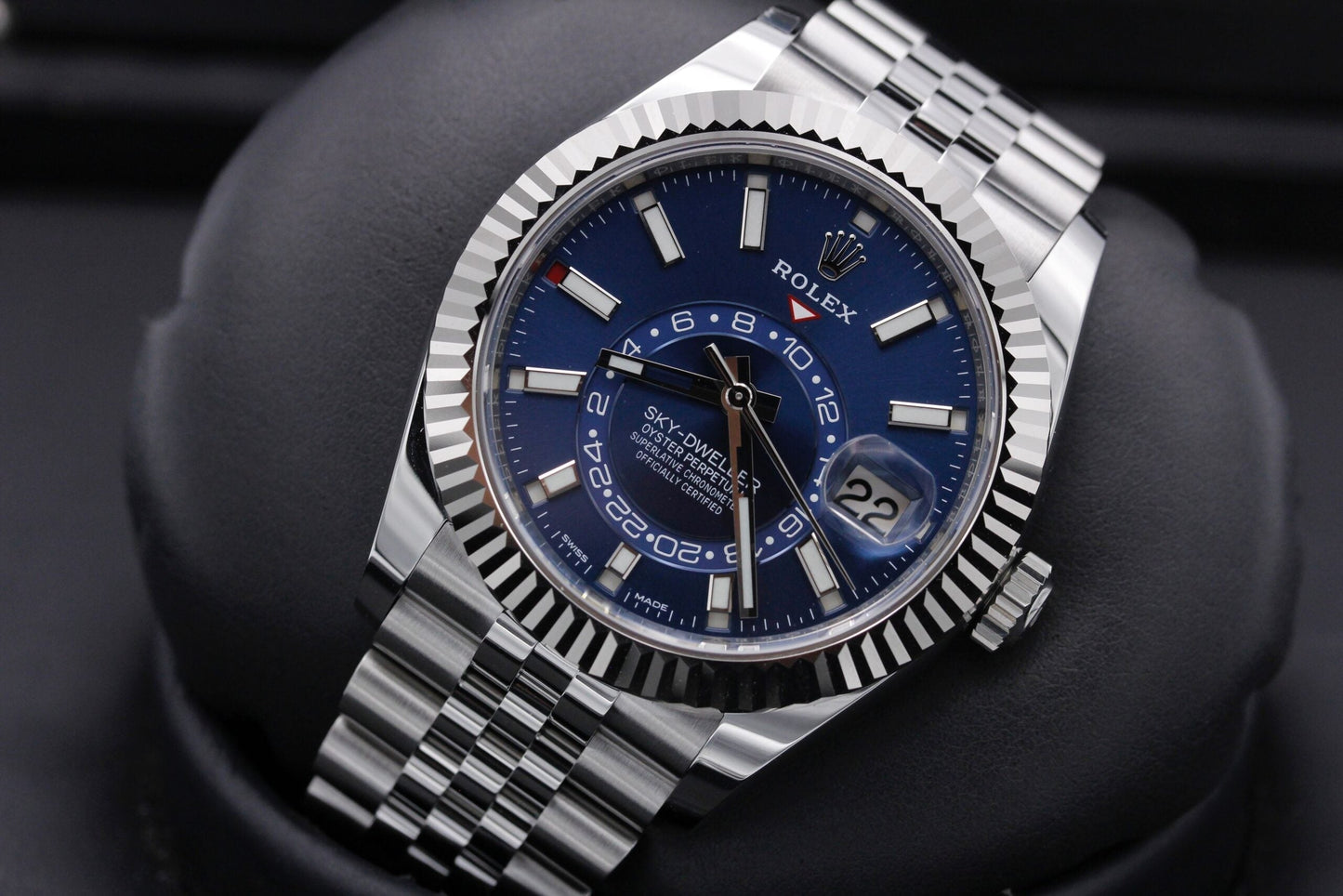 Sky Dweller Blue Dial 18K White Gold Bezel Steel Jubilee Men’s Watch 326934